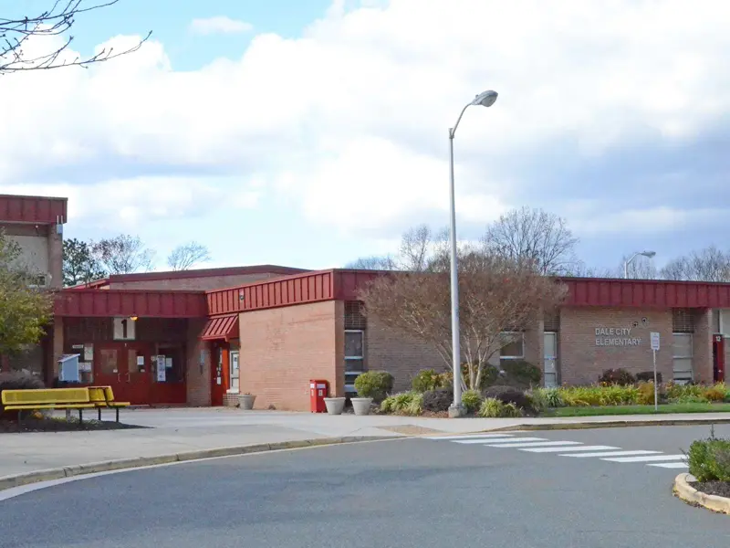 Dale City Elementary School building entrance